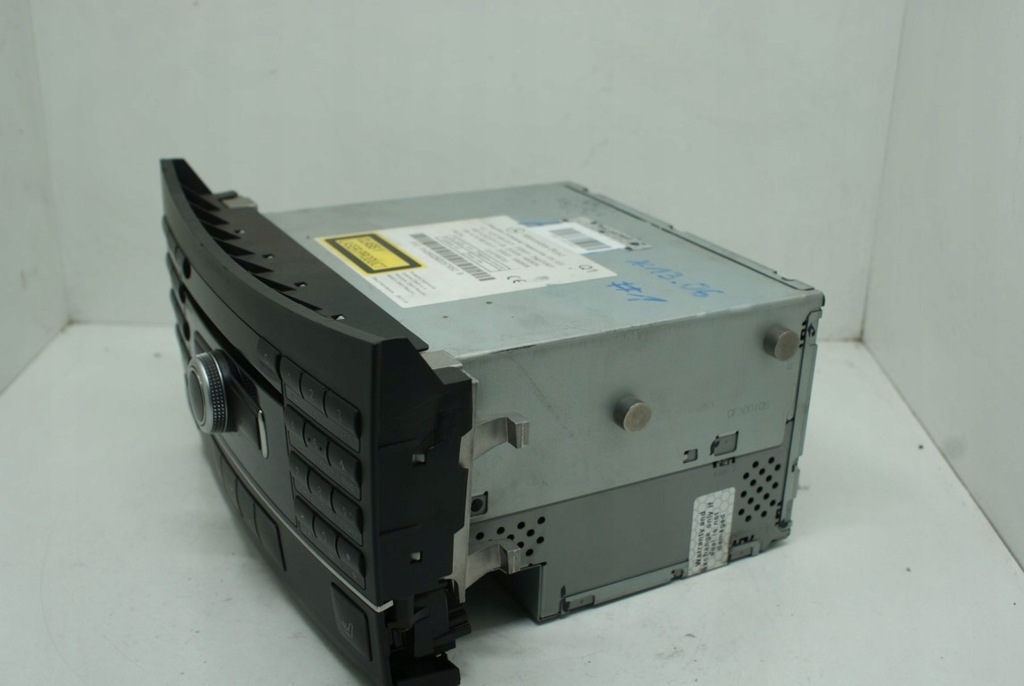 фото №3, Mercedes w212 a2129060001 радио navi