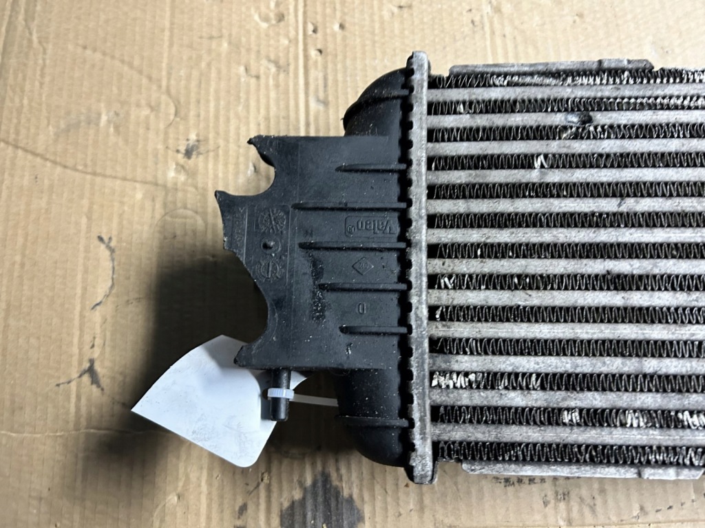 Інтеркулер радіатор trafic vivaro 1.9 dci 7700312903 Київ