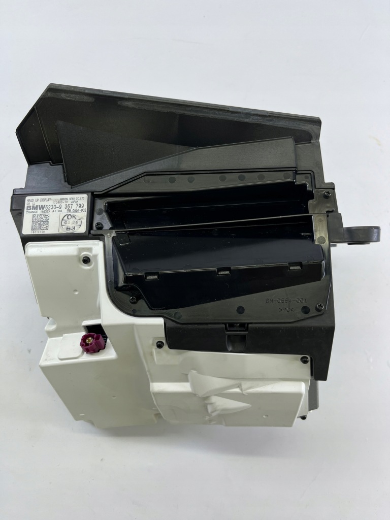 Дисплей проектор head up lhd bmw 7 g11 g12 оригінальний номер 9367799 Зі Шроту