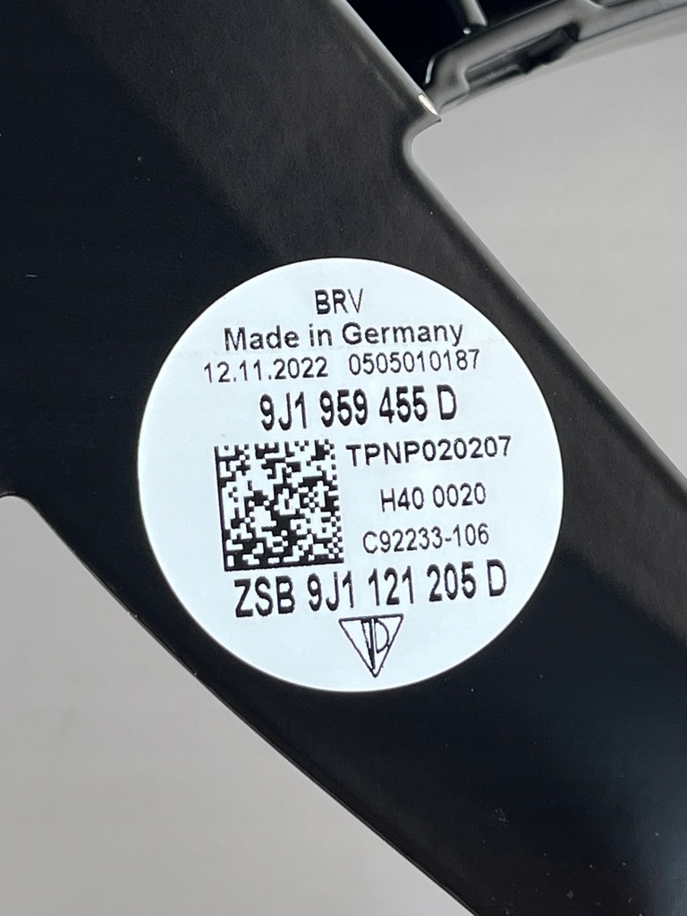 фото №5, Корпус вентилятора вентилятор porsche taycan 9j1