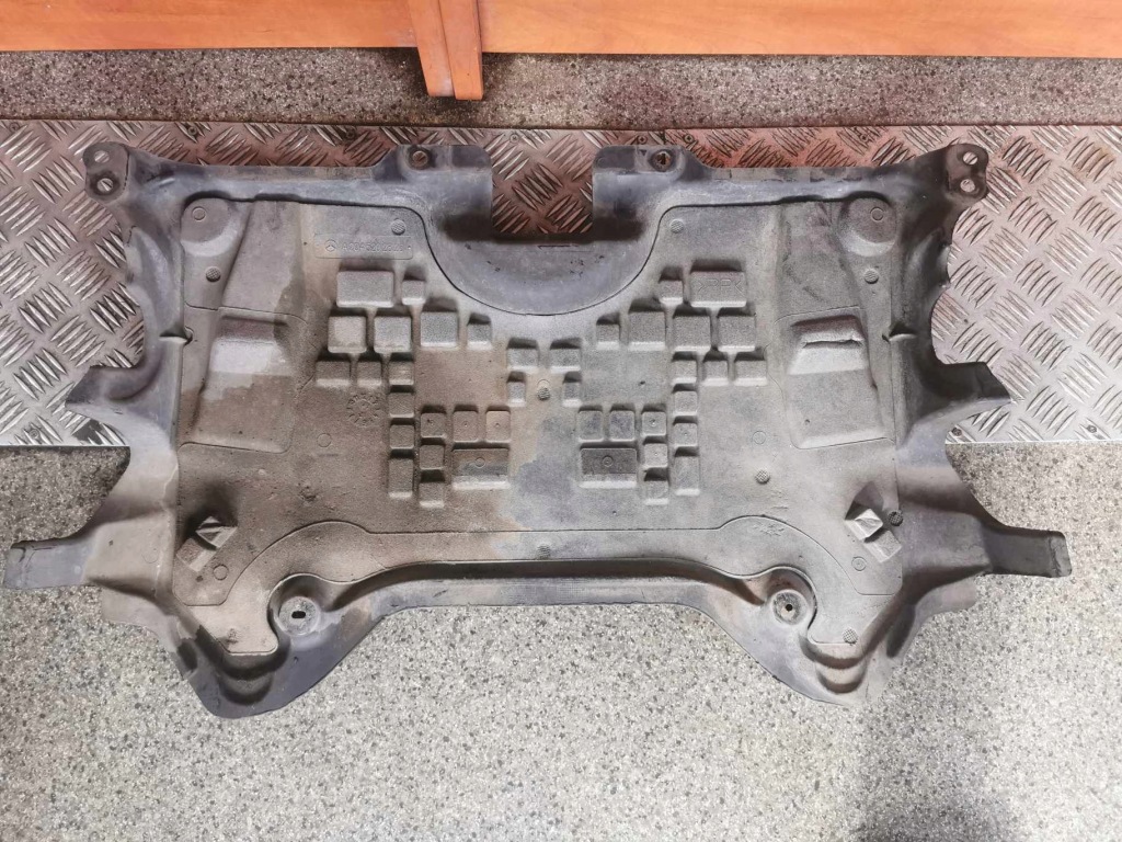 фото №1, Захист pod двигун mercedes-benz оригінальний номер a2045200823