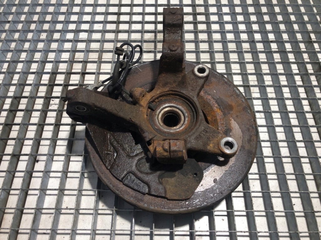 фото №1, Поворотний кулак лівий перед fiat scudo ii 2.0 128km