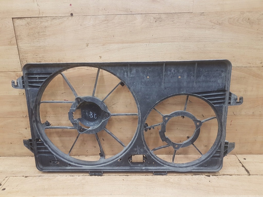 фото №1, Корпус вентилятора transit connect mk1 1.8tdci