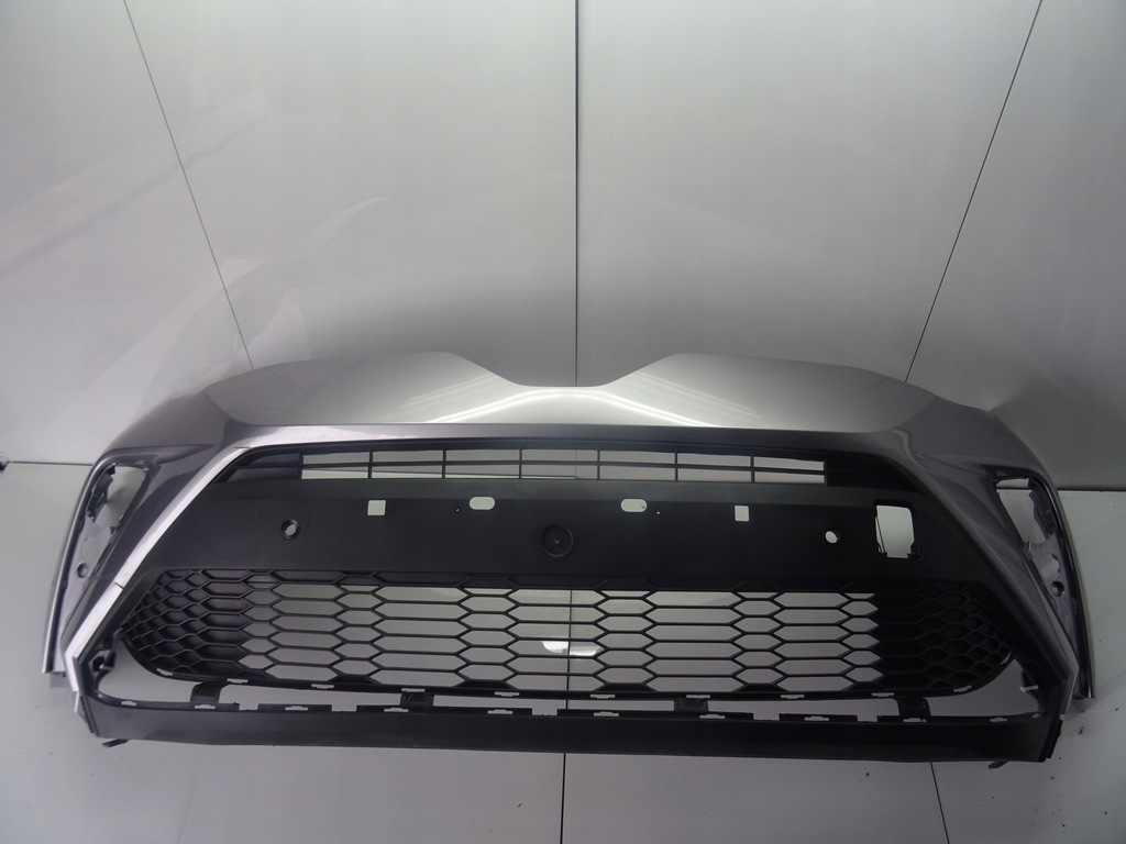 фото №1, Toyota chr c-hr lift 2019- бампер перед оригинал