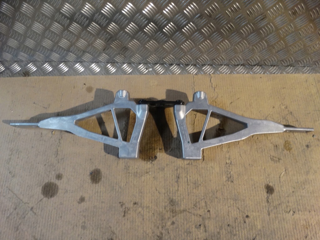 фото №1, Ideal розпірка кронштейн лівий правий mercedes w223 1