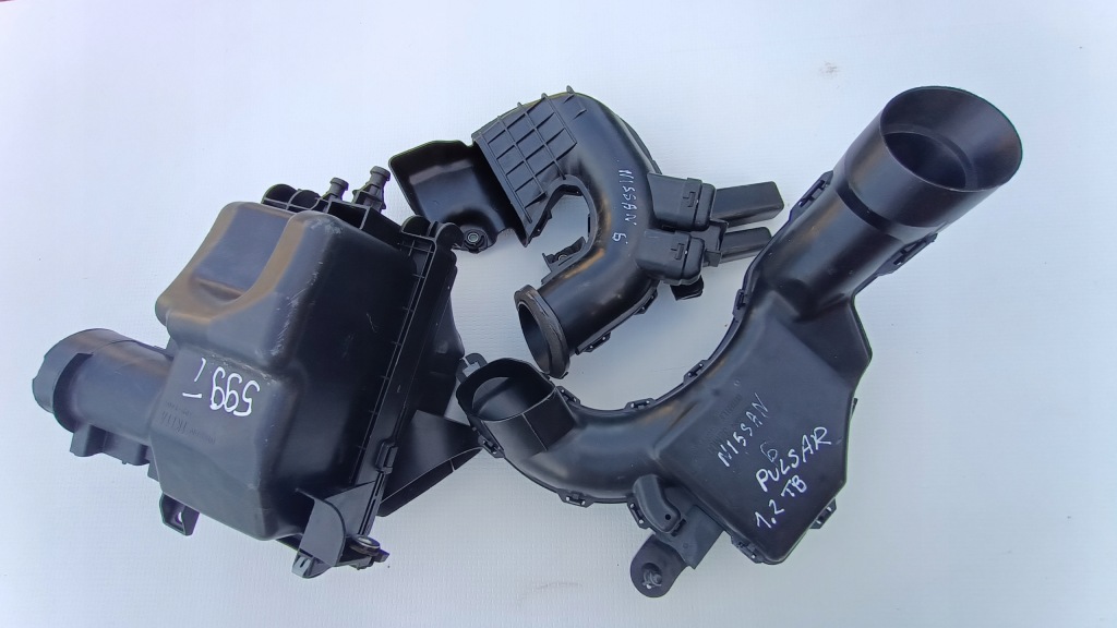 фото №1, Nissan pulsar 1.2 корпус фильтра воздуха 13-18