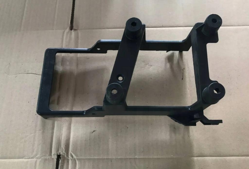 фото №1, Mercedes sprinter 906 основа кронштейн комп'ютер