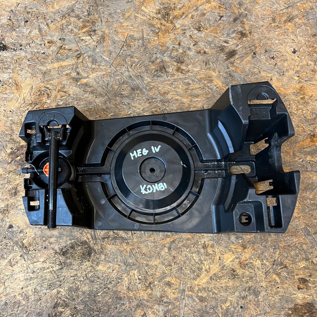 фото №1, Вкладыш колеса запасного ушко буксировочный renault megane iv 997502156r