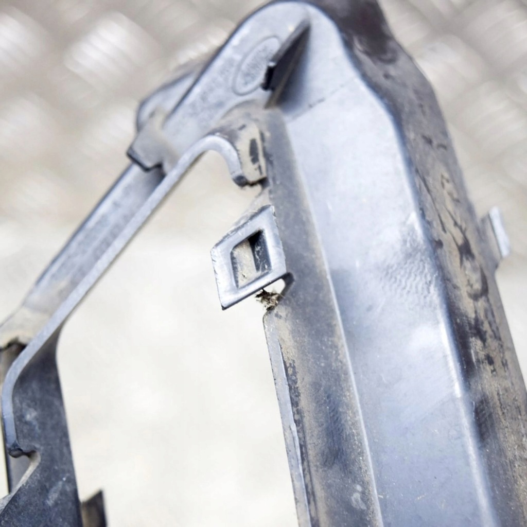 фото №5, Land rover range rover evoque l538 2016 часть трубы впуска воздуха