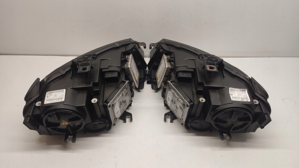 Audi a4 b8 8k0 ксенон led поворотный левая правый  фара Недорого