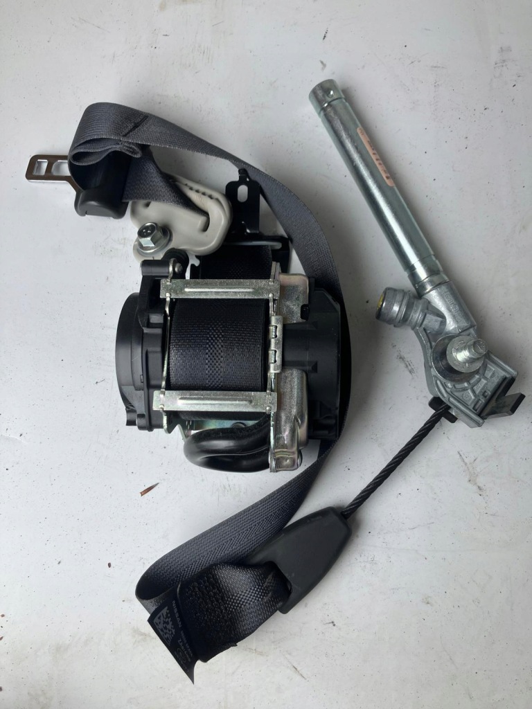 фото №1, Pas безопасности натяжитель левый перед nissan micra k14 636314100c