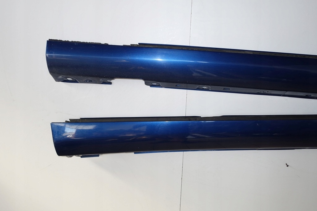 фото №4, Mercedes w203 накладки пороговые пороги 345 молдинг левая правая clasic elegance