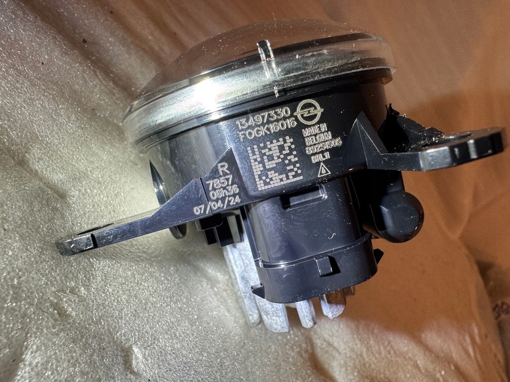 фото №3, Opel corsa f правий протитуманна фара