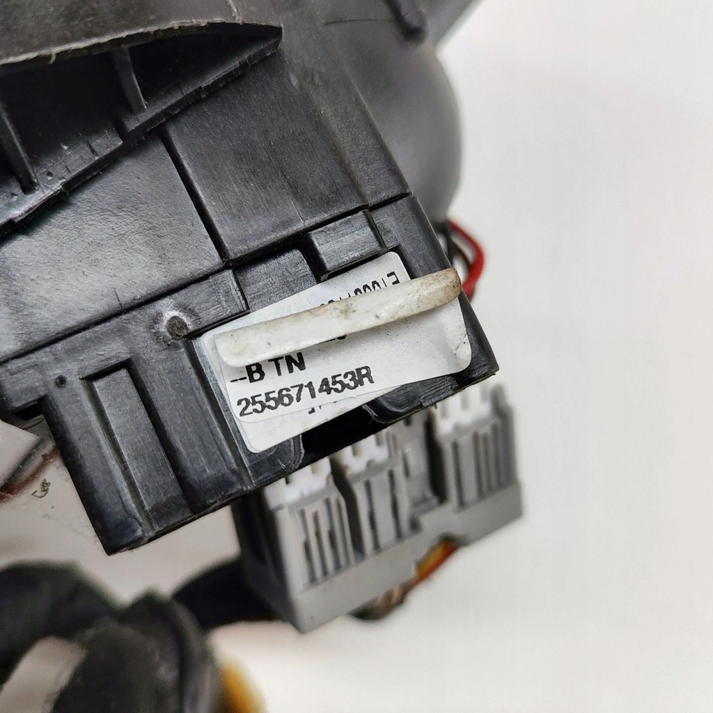 фото №8, Dacia sandero 2017 важіль / перемикач поворотники