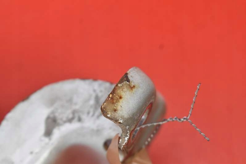 фото №7, Петля правого створки нижний 527428b opel vivaro a 1 i lift 06-14