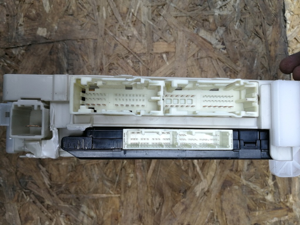 фото №4, Модуль комфорта toyota yaris iii