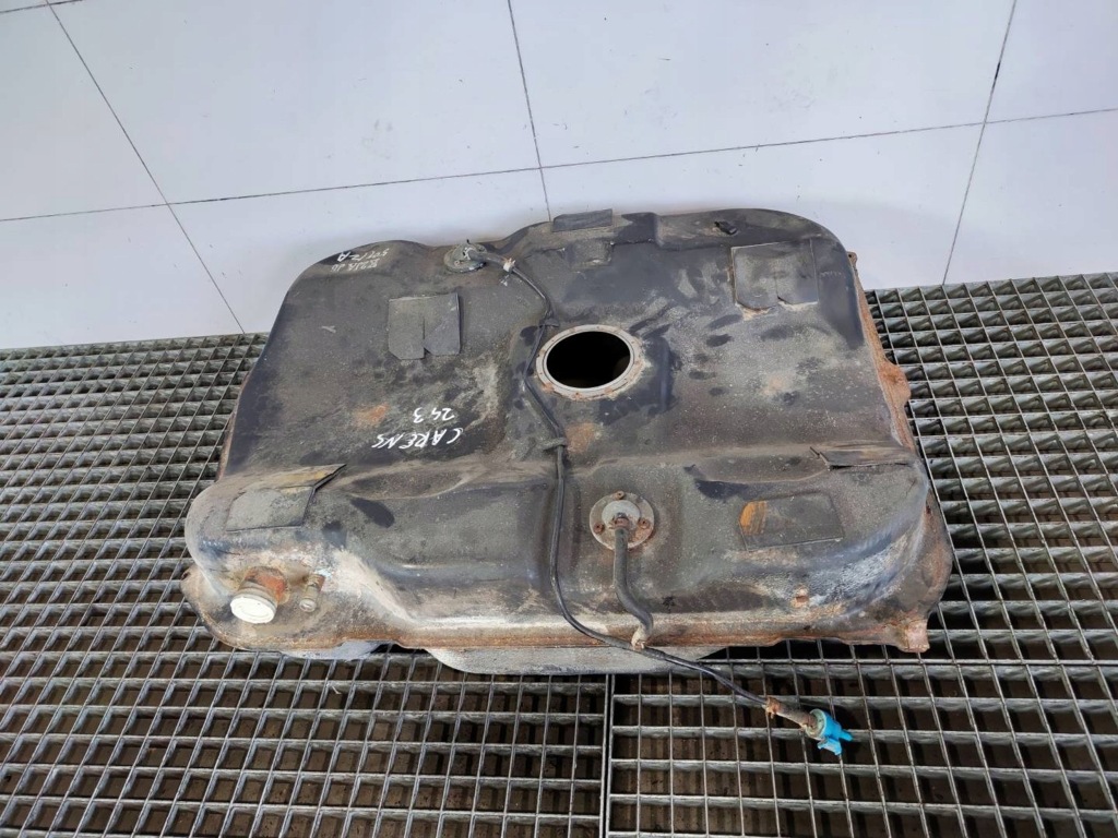 фото №2, Бак bak пального kia carens ii 2.0 cvvt