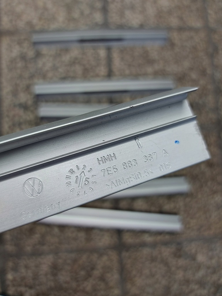 фото №8, Молдинг накладка рейки сидіння заднього vw t5 multivan 7e5 оригінальний номер