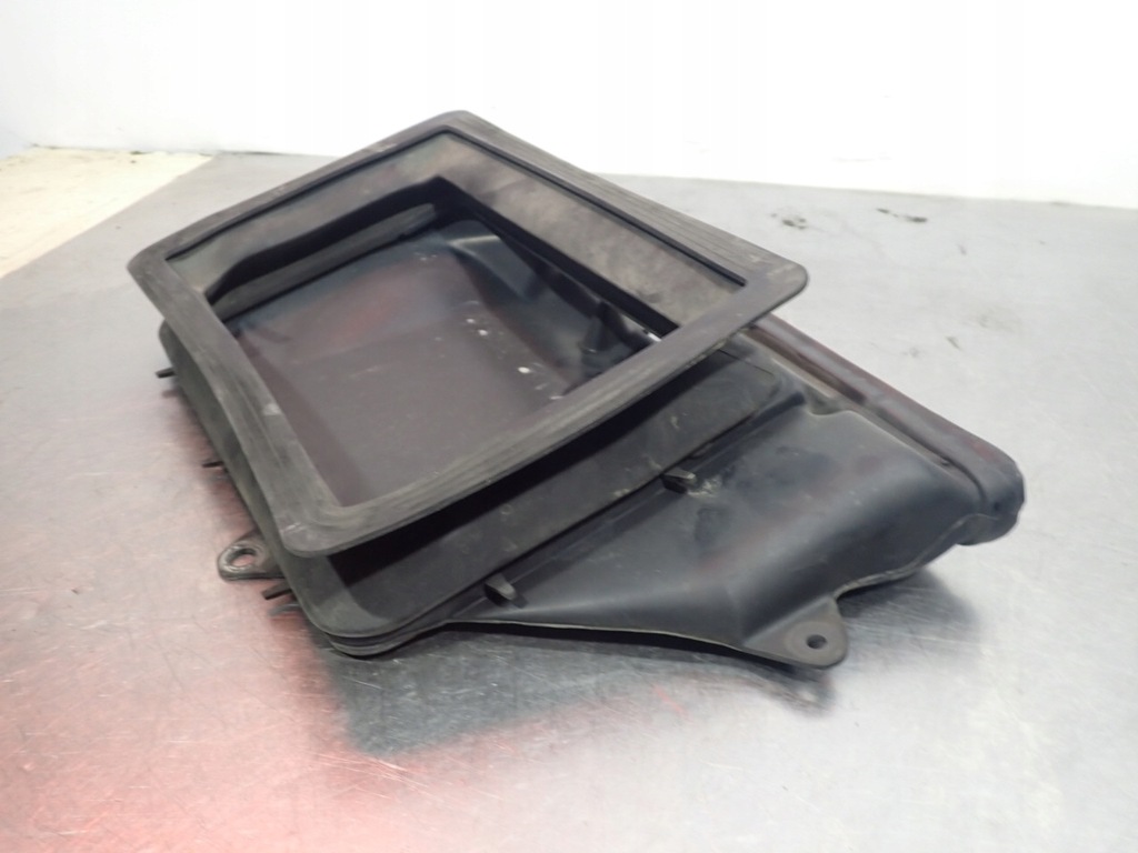 фото №5, Ловушка впуск воздуха toyota rav4 ii lift