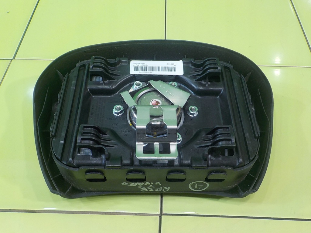 Vivaro a 1 trafic 2 рестайлинг  2.0 cdti 14r подушка безопасности подушка водителя 8200968359 в Украине