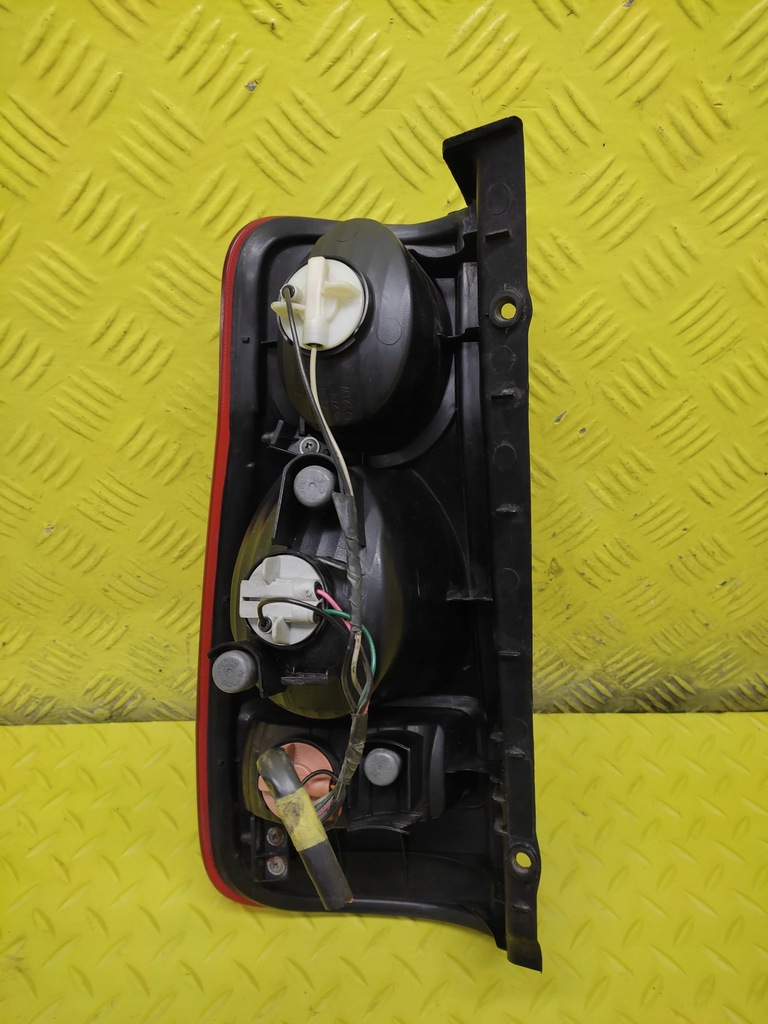 фото №2, Hyundai matrix лампа правий задня