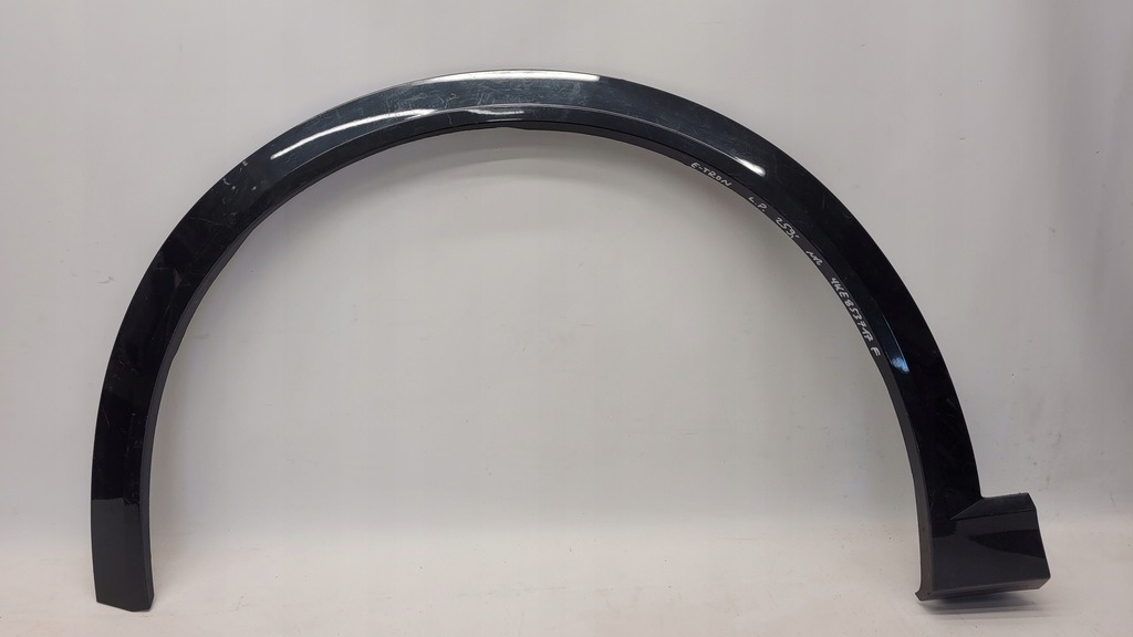 фото №1, Audi e-tron 4ke молдинг крыло левая перед