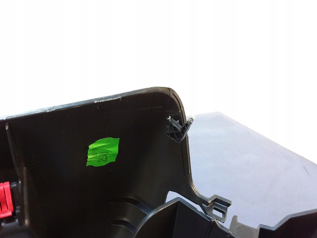 фото №7, Toyota corolla e21 kombi обшивка багажника правый