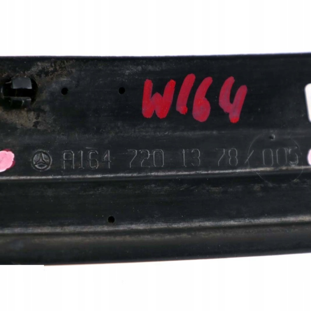 фото №11, Mercedes w164 молдинг прокладка дверь перед левая a1647201378