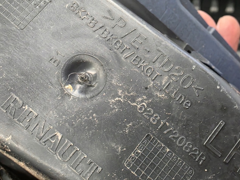 Бампер перед renault megane iv gt line 620224374r 620367378r 622545568r в Україні