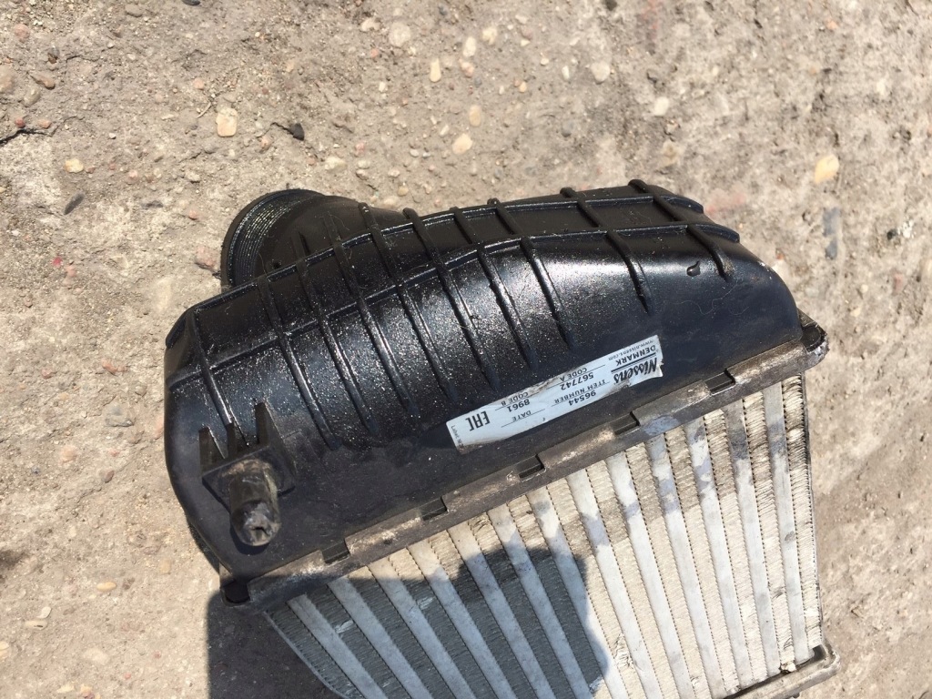 Audi a6 c6 2.0 tdi радиатор интеркулер левый Цена