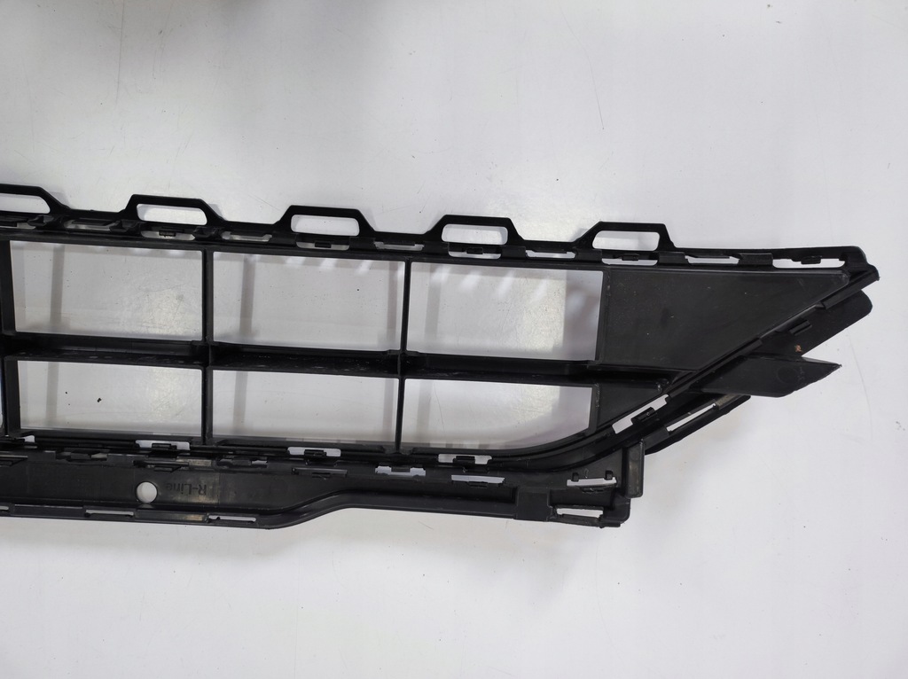 фото №9, Решітка середня бампера перед vw t-roc lift r-line 2ga853677f