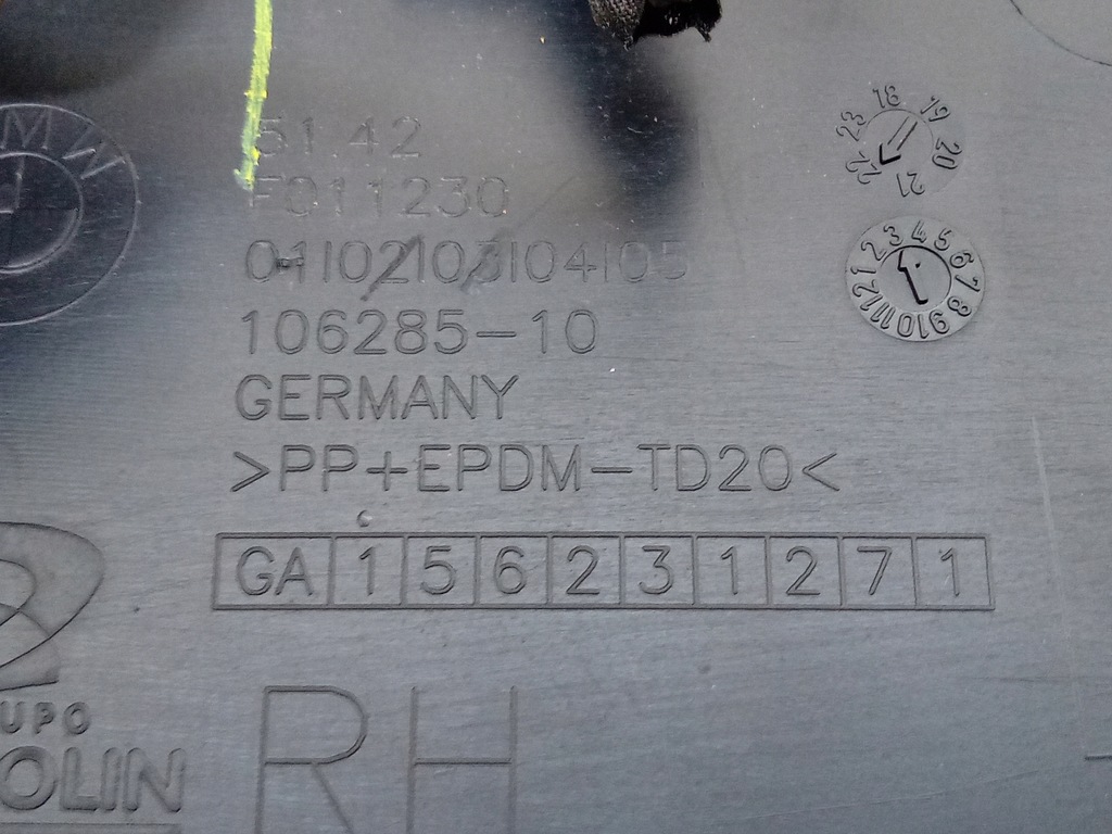 фото №4, Bmw 1 f40 оббивка двері задня права обшивка