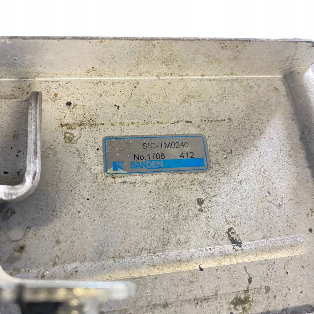 фото №9, Subaru outback bt 2022 радіатор повітря інтеркулер