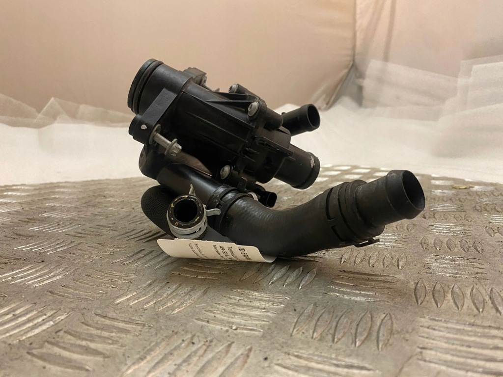 фото №8, Mercedes-benz gla w156 2019 термостат / корпус термостата