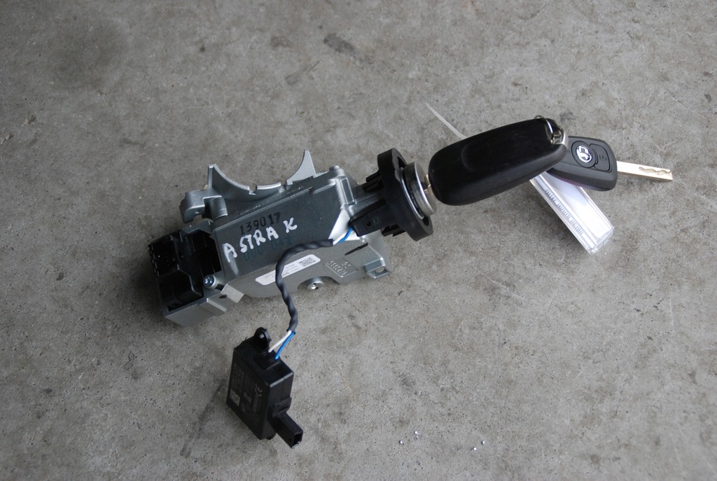 фото №5, Замок зажигания ключ opel astra k v 16r