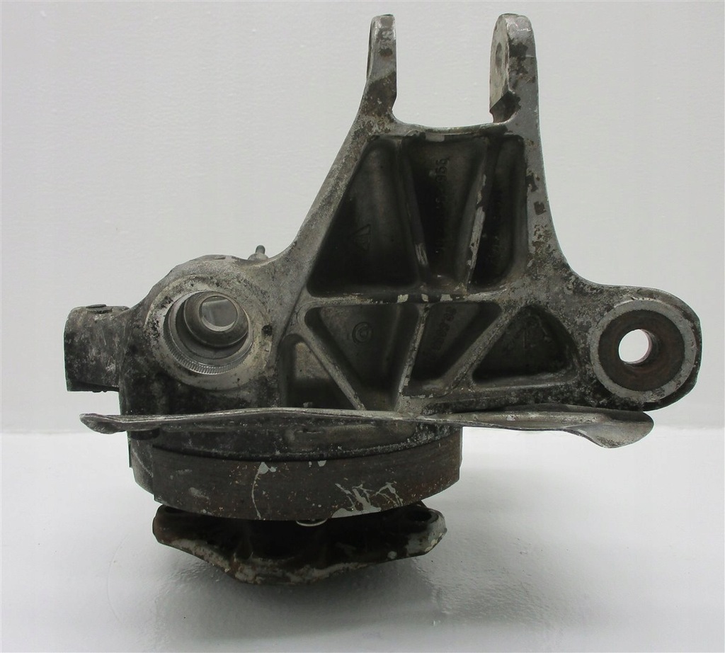 фото №9, Поворотный кулак правый задняя porsche 911 996 99633161206