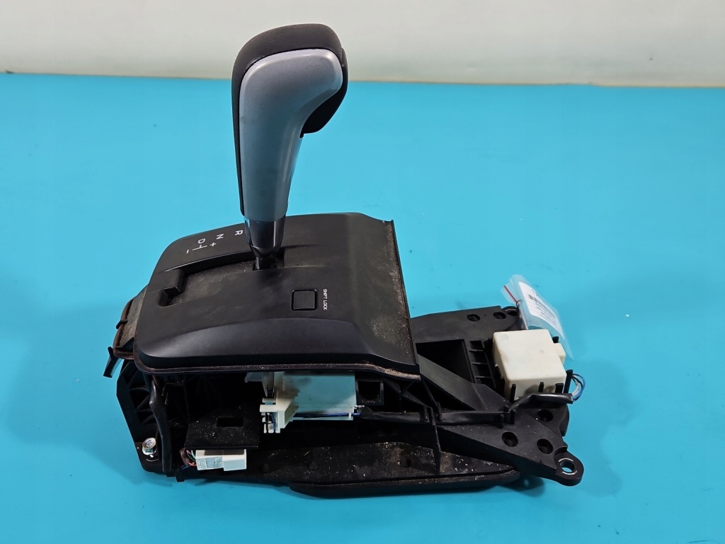 фото №2, Рычаг тросы домкрат d-max ii 2.5 crdi 2011-2019