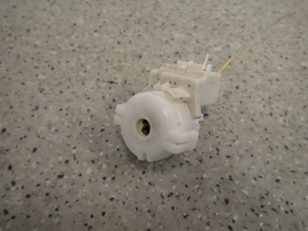 фото №2, Toyota yaris ii 06- колодка замка запалювання