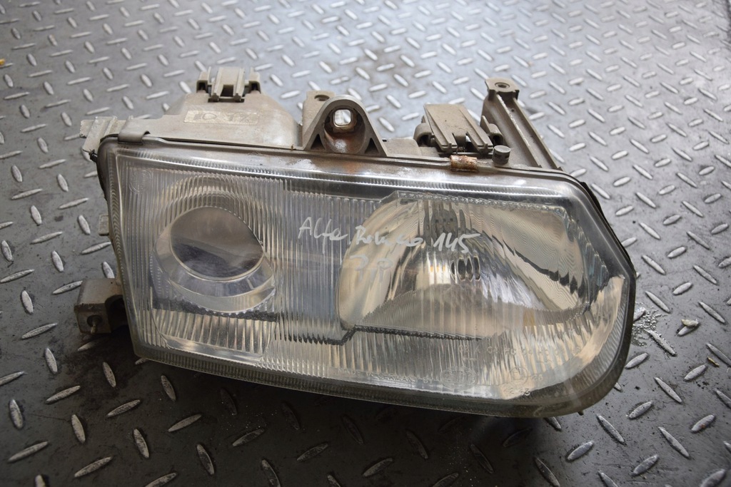фото №1, Лампа правий перед alfa romeo 145