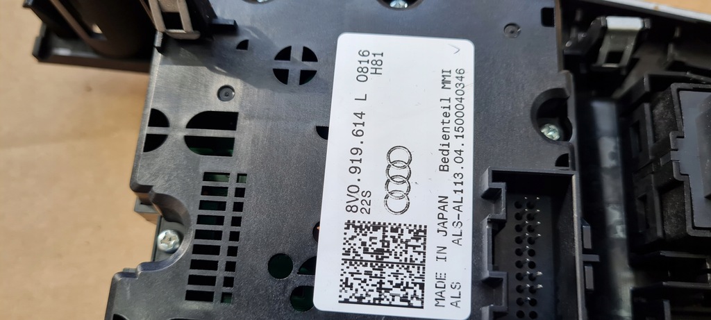 фото №10, S3 8v sedan a3 панель керування mmi 8v0919614l