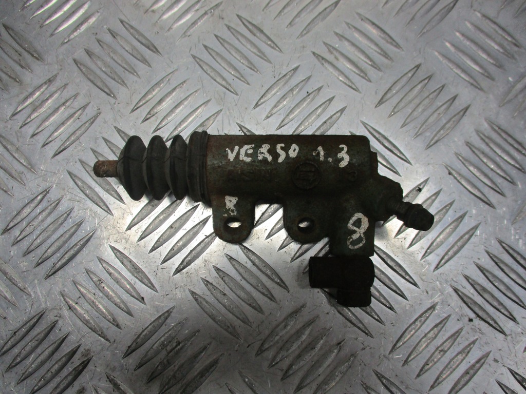 фото №1, Цилиндр сцепления toyota yaris verso 1.3 vvti