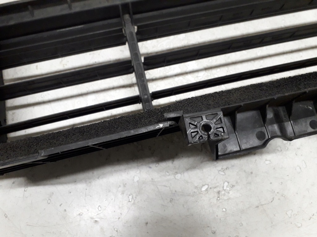 фото №12, Kia sportage 5 v 21- жалюзі повітропровід впуск повітря 86961-r2000