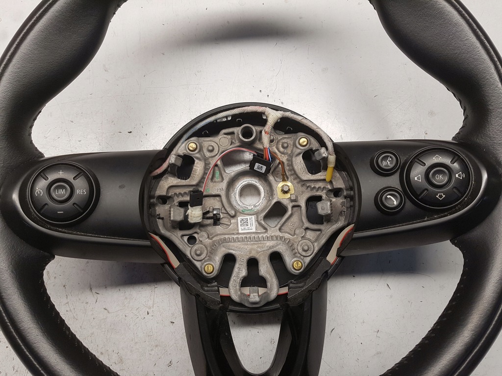 фото №5, Mini cooper f55 f56 14r- повітропровід шкіряний