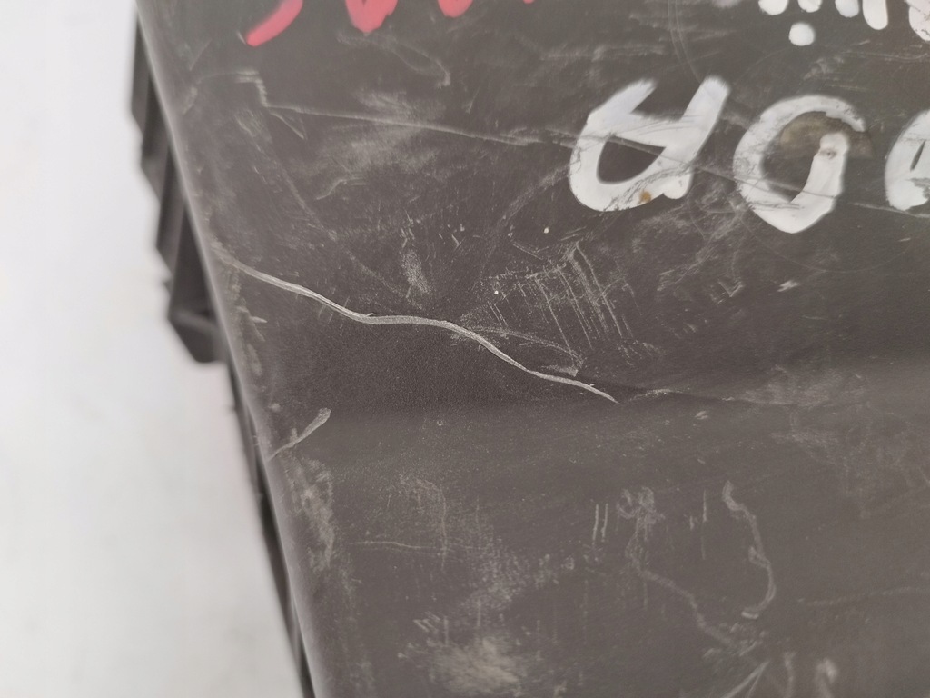 фото №11, Skoda octavia i vw golf iv корпус фильтра воздуха 1j0129607m