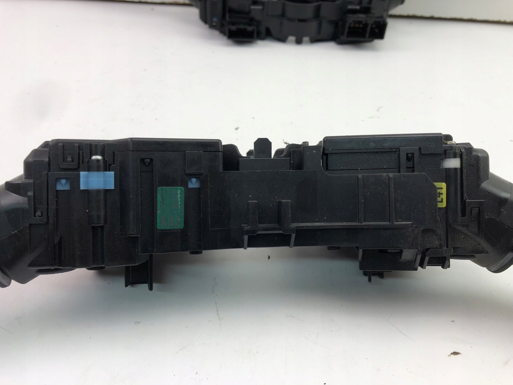 фото №7, Toyota prius avensis rav4 iv перемикачі перемикач комбінований 17f744