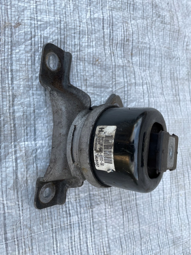 фото №11, Volvo s60 xc60 подушка двигуна 30671245