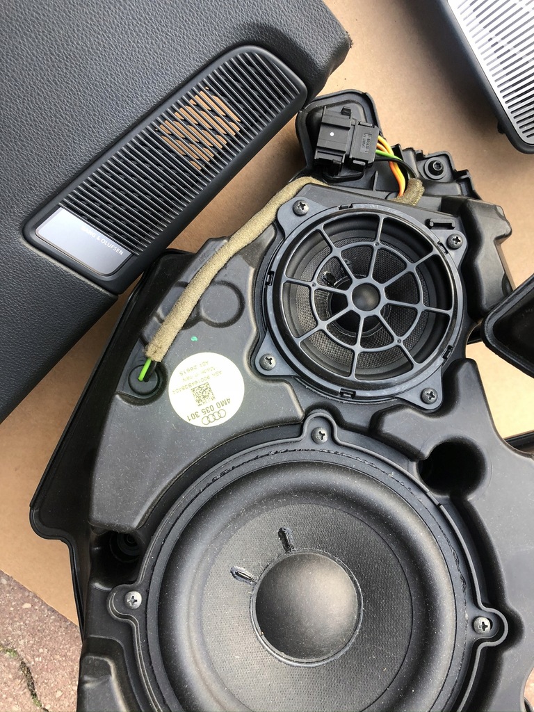 фото №11, Audi q7 sq7 4m0 4m0035466a аудіосистема покращений 3d bang olufsen монтаж