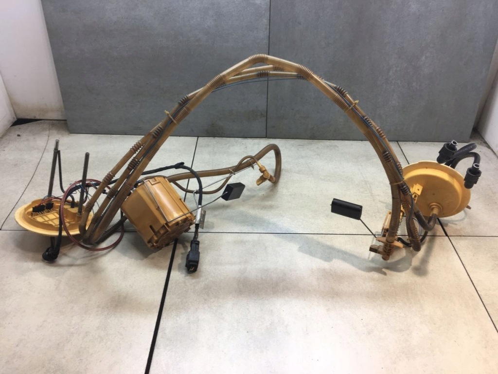 Купить Насос топлива поплавок w251 3.0 cdi v6 a2514700994 a2514700190