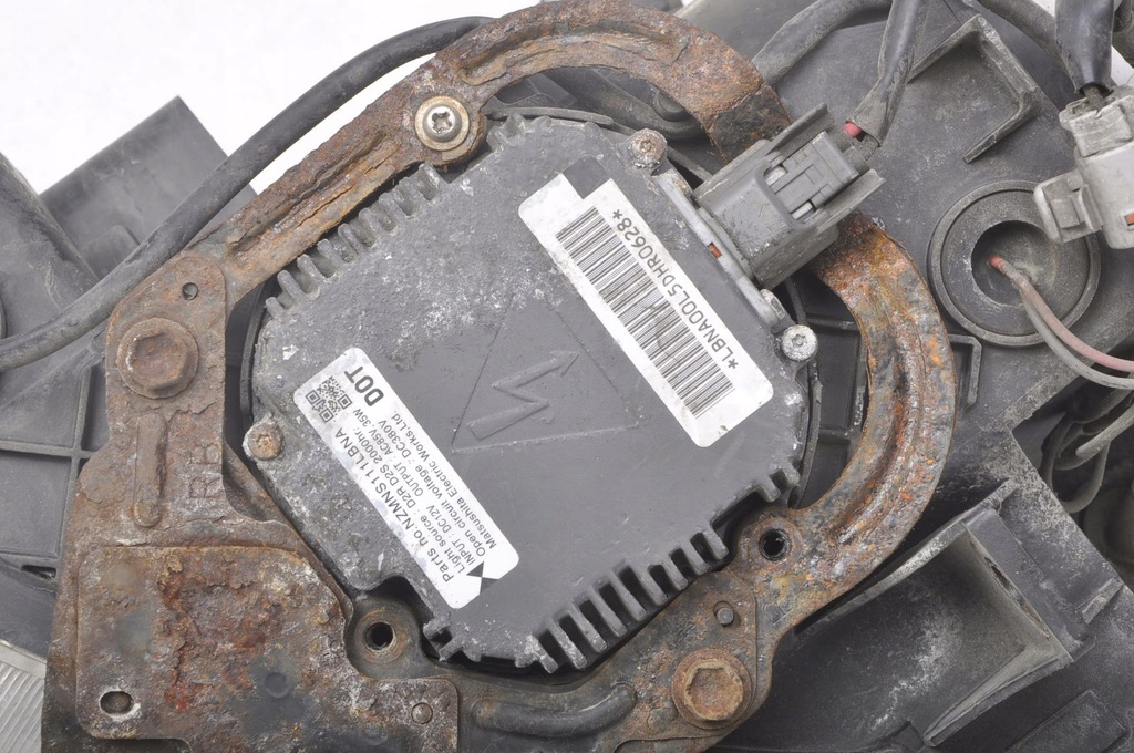 фото №7, Nissan murano i z50 лампа права передня ксенон eu