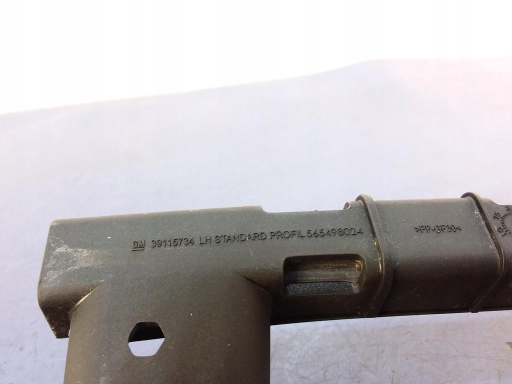 фото №4, Opel astra k hb направляющая стекло задняя левый